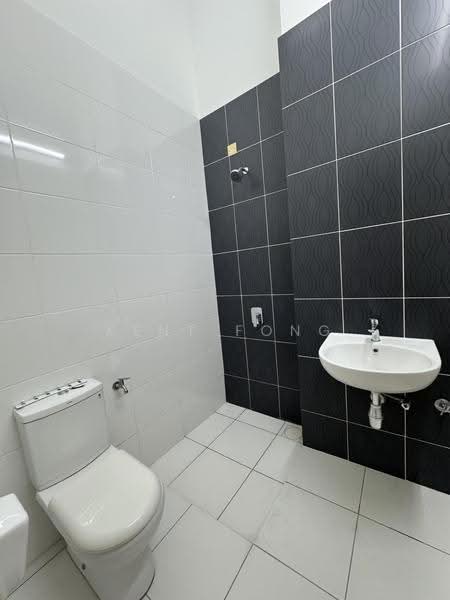 Rumah Teres 2-Tingkat untuk Dijual di Eco Majestic (Semenyih) - Kent Fong - PropertyGuru.com.my