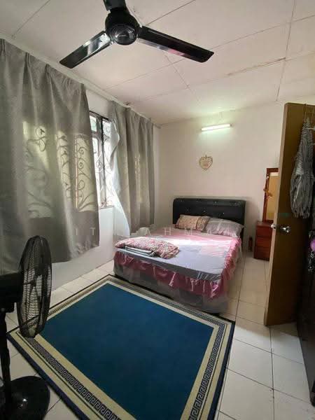 2-storey Terraced House for Sale in Taman Putra Perdana (Puchong) - ITA AHMAT - Bedroom - PropertyGuru.com.my