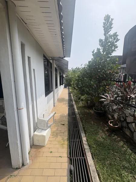 Rumah Banglo untuk Dijual di Pekan Batu 9 (Cheras) - James Savarinathan - Exterior - PropertyGuru.com.my
