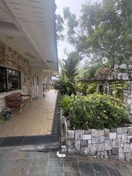 Rumah Banglo untuk Dijual di Pekan Batu 9 (Cheras) - James Savarinathan - Exterior - PropertyGuru.com.my