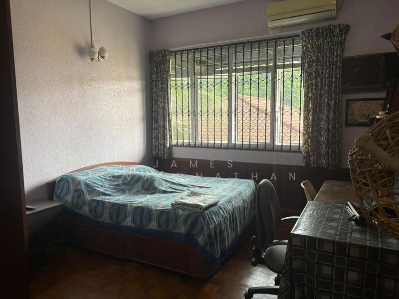 Rumah Banglo untuk Dijual di Pekan Batu 9 (Cheras) - James Savarinathan - Bedroom - PropertyGuru.com.my