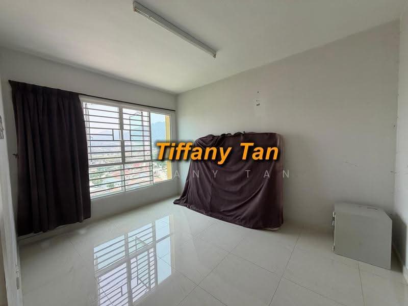 Apartment for Sale at Central Garden - Tiffany Tan - Living Room - PropertyGuru.com.my