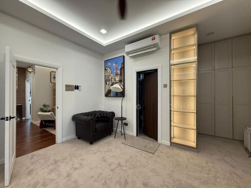Rumah Berkembar untuk Dijual di Ukay Perdana (Ulu Kelang) - Zhi Hong Loh - Living Room - PropertyGuru.com.my