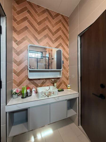 Rumah Berkembar untuk Dijual di Ukay Perdana (Ulu Kelang) - Zhi Hong Loh - Bathroom - PropertyGuru.com.my