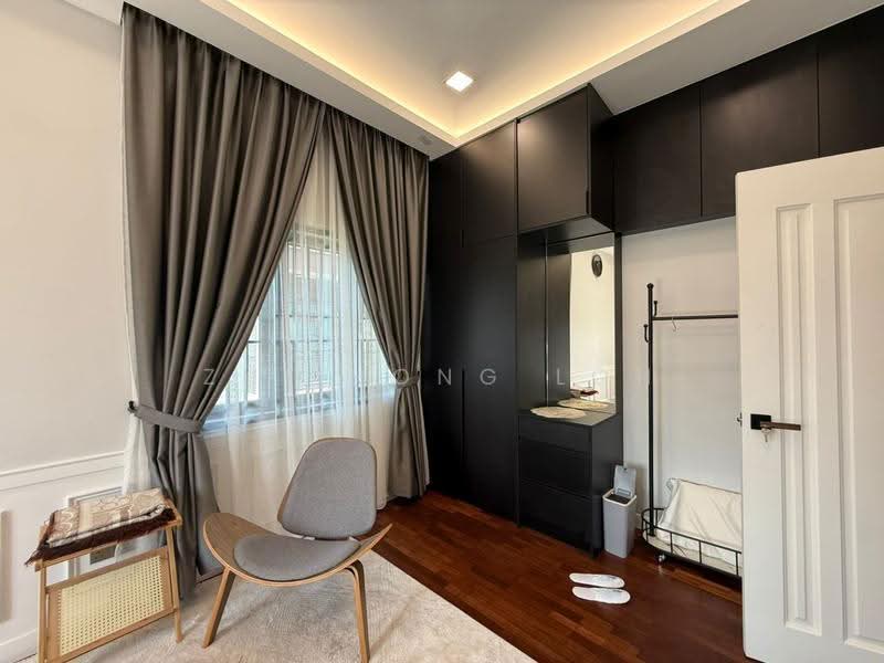 Rumah Berkembar untuk Dijual di Ukay Perdana (Ulu Kelang) - Zhi Hong Loh - Bedroom - PropertyGuru.com.my