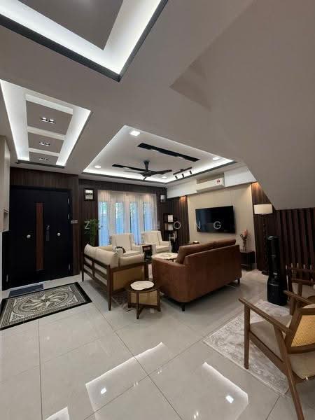 Rumah Berkembar untuk Dijual di Ukay Perdana (Ulu Kelang) - Zhi Hong Loh - Living Room - PropertyGuru.com.my