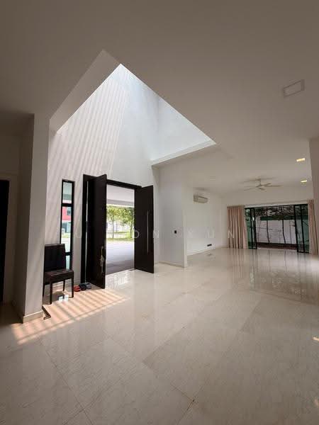 Rumah Banglo untuk Dijual di East Ledang (Iskandar Puteri (Nusajaya)) - U Hon Kun - Entrance - PropertyGuru.com.my