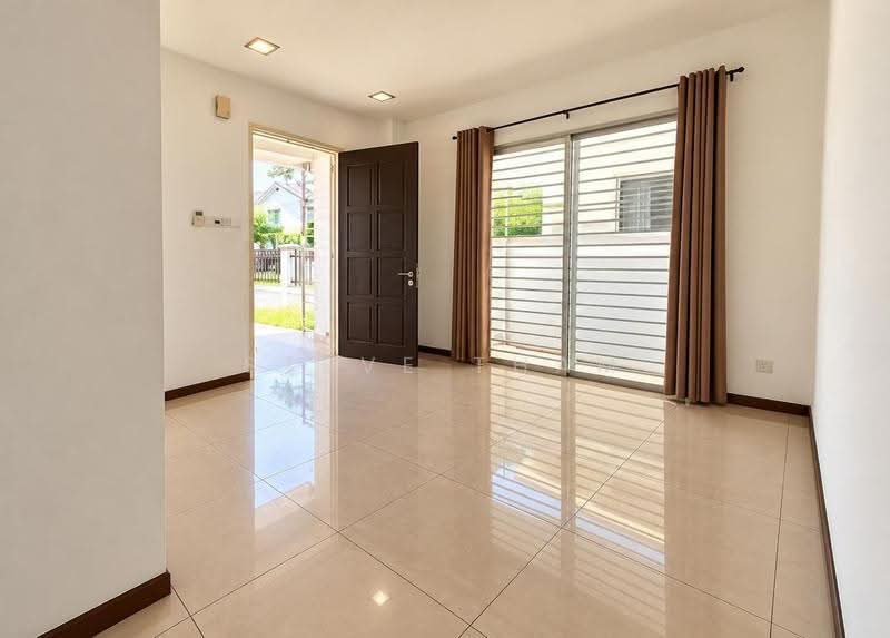 Banglo Pautan untuk Disewa di D'alpinia (Puchong) - Steve Tham - Entrance - PropertyGuru.com.my