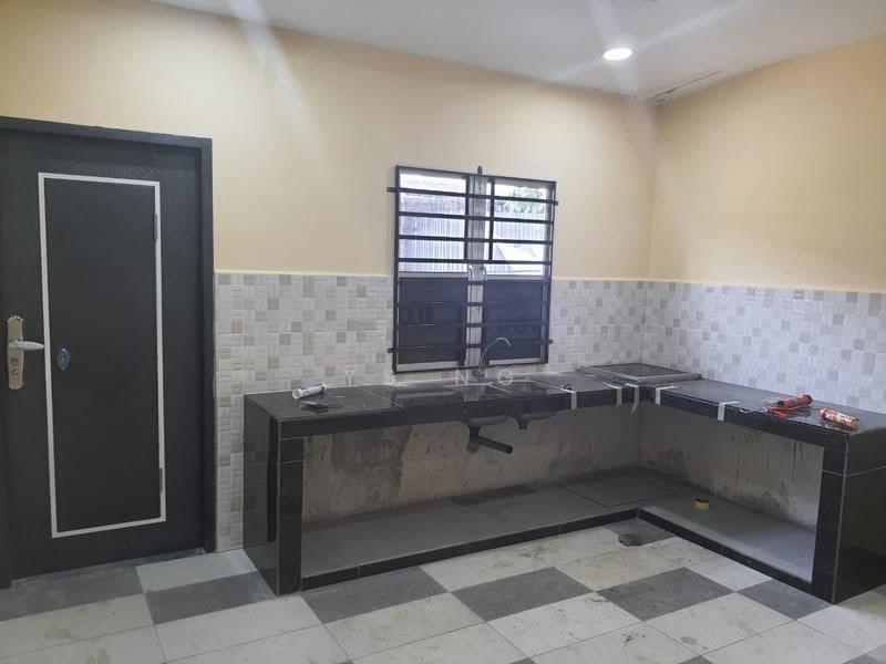 1-storey Terraced House for Sale in Taman Intan Perdana (Si Rusa) - Ys Ng - Kitchen - PropertyGuru.com.my