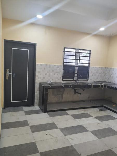 1-storey Terraced House for Sale in Taman Intan Perdana (Si Rusa) - Ys Ng - Kitchen - PropertyGuru.com.my