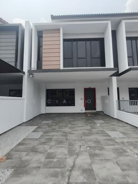 Rumah Teres untuk Disewa di Taman Desa Tebrau (Tebrau) - Alicia Voon - Exterior - PropertyGuru.com.my