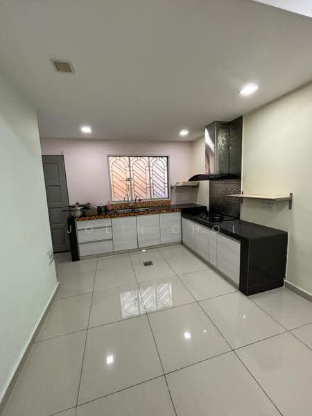 Rumah Teres 2-Tingkat untuk Dijual di BANDAR PUCHONG JAYA (Puchong) - Jolin Choi - Kitchen - PropertyGuru.com.my