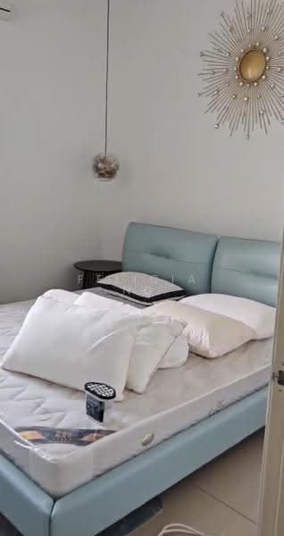 Kondominium untuk Disewa di Skyvilla @ D'Island - Felicia Ng - Bedroom - PropertyGuru.com.my