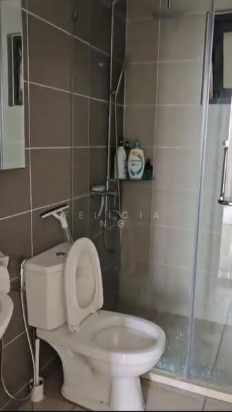 Kondominium untuk Disewa di Skyvilla @ D'Island - Felicia Ng - Bathroom - PropertyGuru.com.my