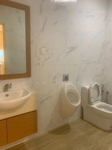 Bungalow House for Sale in Batu 9 (Cheras) - John Thong - Bathroom - PropertyGuru.com.my