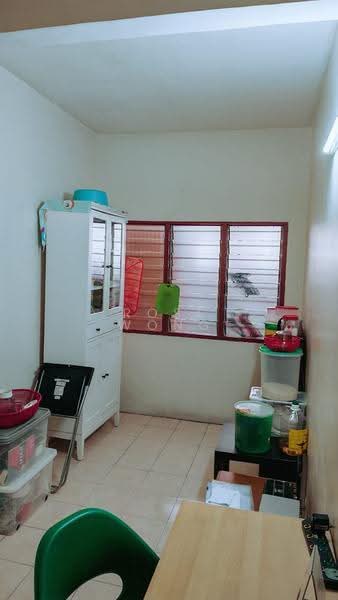 Rumah Teres untuk Dijual di Taman Bukit Subang (Shah Alam) - Rose Wong - Kitchen - PropertyGuru.com.my