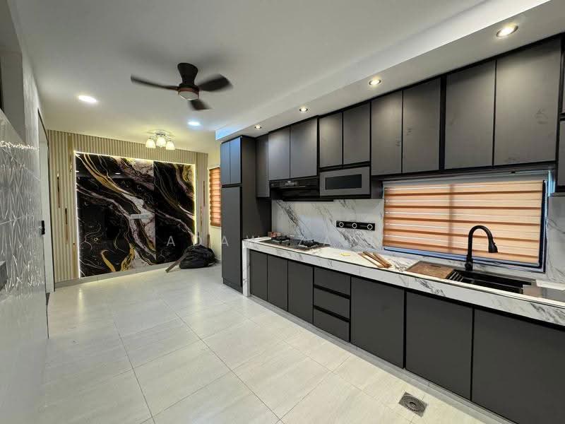 2-storey Terraced House for Rent in Bandar Bukit Raja (Klang) - Adaw Zain - Kitchen - PropertyGuru.com.my