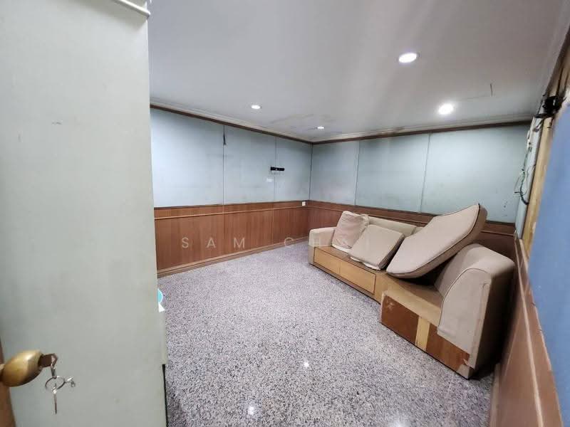 Rumah Berkembar untuk Dijual di Taman Pelangi (Johor Bahru) - Sam Chai - Living Room - PropertyGuru.com.my