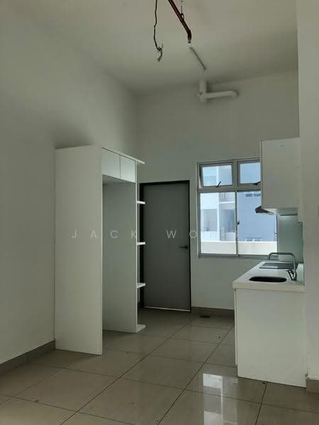 Kediaman Servis untuk Dijual di Manhattan - Jack Wong - Kitchen - PropertyGuru.com.my