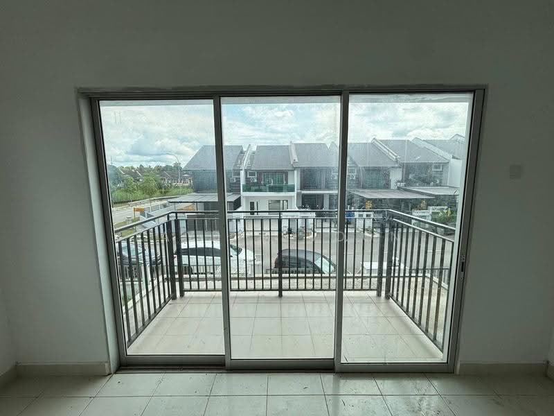 Rumah Teres 2-Tingkat untuk Dijual di Taman Nusa Damai (Pasir Gudang) - Kayden Voon - Balcony - PropertyGuru.com.my