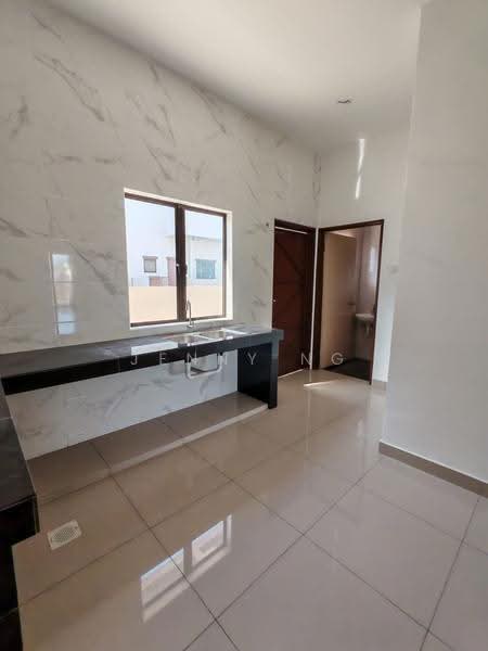 2-storey Terraced House for Sale in Bandar Cyber Ipoh (Bandar Siber) (Ipoh) - Jenny Ng - Kitchen - PropertyGuru.com.my