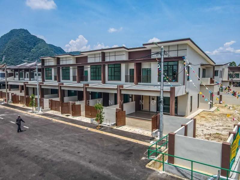2-storey Terraced House for Sale in Bandar Cyber Ipoh (Bandar Siber) (Ipoh) - Jenny Ng - Exterior - PropertyGuru.com.my