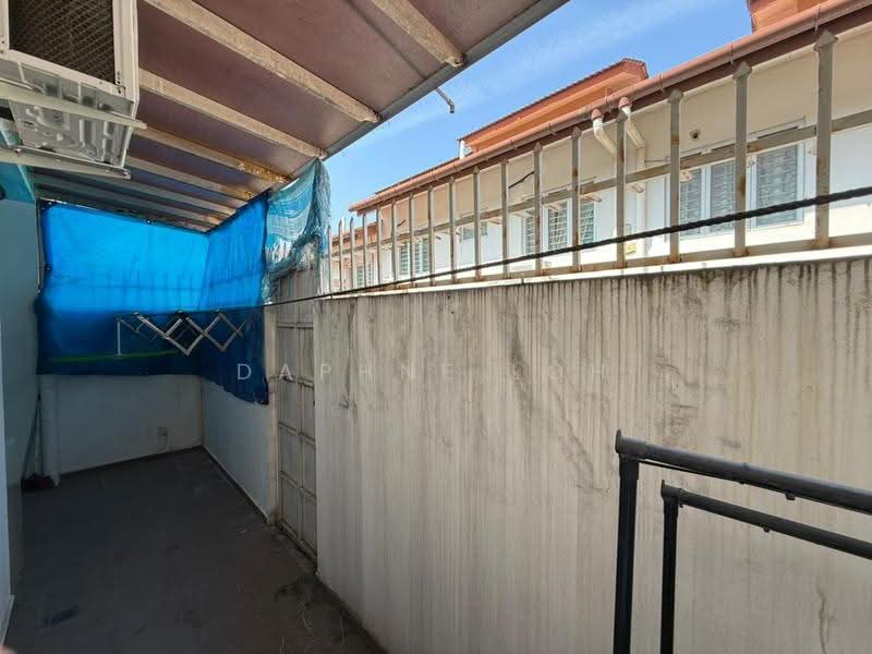 2-storey Terraced House for Sale in Denai Alam (Shah Alam) - Daphne Loh - Balcony - PropertyGuru.com.my