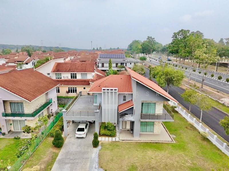 Bungalow House for Sale in Bandar Enstek (Negeri Sembilan) - Hassan Basri Suhaimi - Exterior - PropertyGuru.com.my