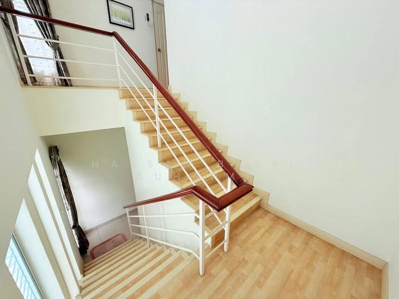 Bungalow House for Sale in Bandar Enstek (Negeri Sembilan) - Hassan Basri Suhaimi - PropertyGuru.com.my