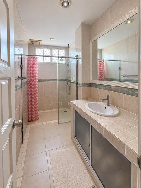 2.5-storey Terraced House for Sale in Bandar Puteri Puchong (Puchong) - Jon C - Bathroom - PropertyGuru.com.my