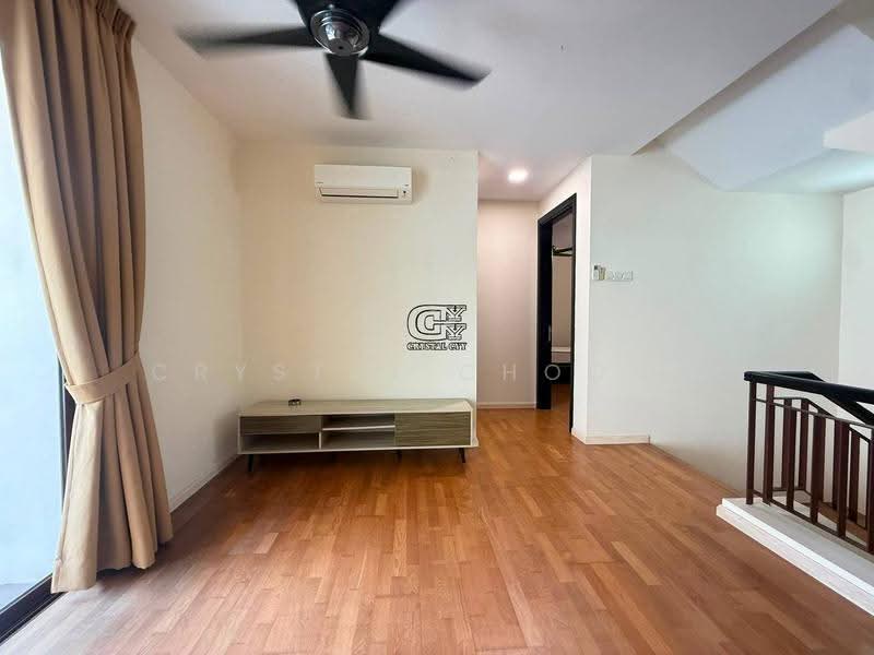 Rumah Berkembar untuk Dijual di Batu Ferringhi (Penang) - Crystal Choong - Living Room - PropertyGuru.com.my