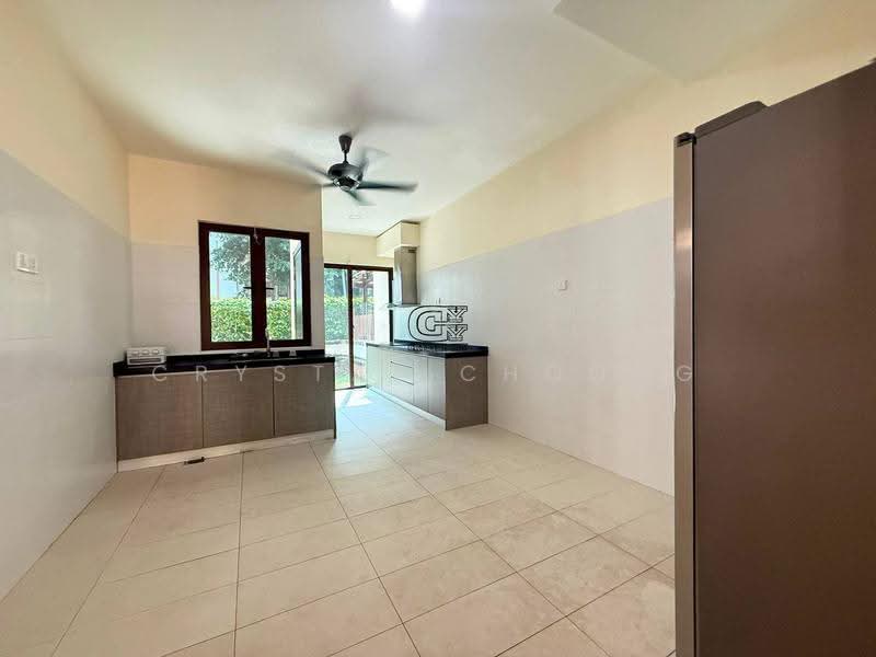 Rumah Berkembar untuk Dijual di Batu Ferringhi (Penang) - Crystal Choong - Kitchen - PropertyGuru.com.my