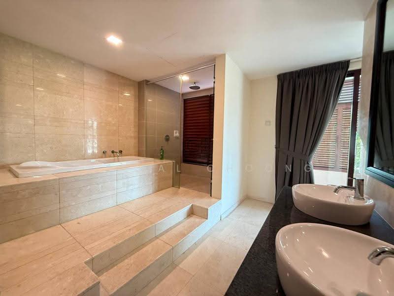Rumah Berkembar untuk Dijual di Batu Ferringhi (Penang) - Crystal Choong - Bathroom - PropertyGuru.com.my