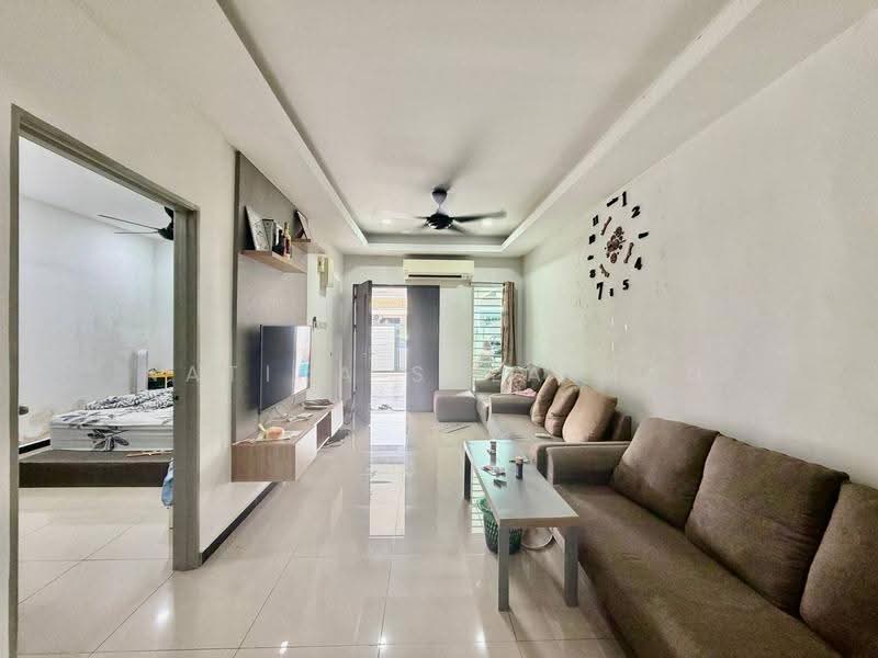 Rumah Teres 1-Tingkat untuk Dijual di Seri Kembangan (Selangor) - Natira Sulaiman - PropertyGuru.com.my