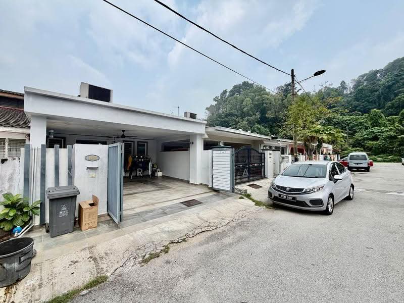 Rumah Teres 1-Tingkat untuk Dijual di Seri Kembangan (Selangor) - Natira Sulaiman - PropertyGuru.com.my