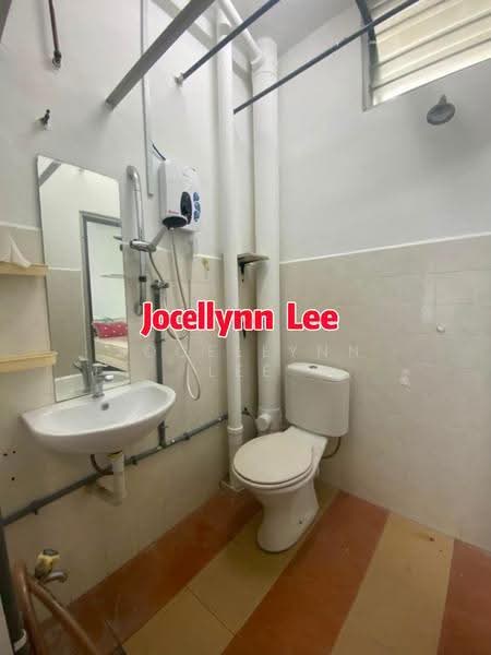 Kondominium untuk Disewa di Bukit Saujana - Jocellynn Lee - Bathroom - PropertyGuru.com.my