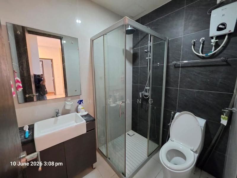 Condominium for Rent at Bay Point @ Country Garden Danga Bay - Ah Liang - Bathroom - PropertyGuru.com.my