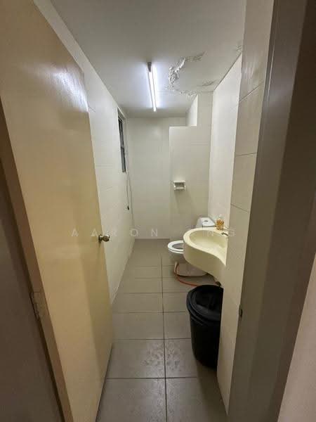 Kondominium untuk Disewa di Platinum Hill PV 2 - Aaron Ong - Bathroom - PropertyGuru.com.my