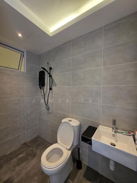 Condominium for Sale at QuayWest Residence - James Tan - Bathroom - PropertyGuru.com.my