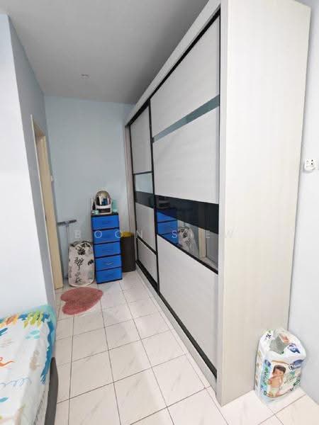 Apartment for Sale at The Rise Collection 2 - Boon Siew - Bedroom - PropertyGuru.com.my