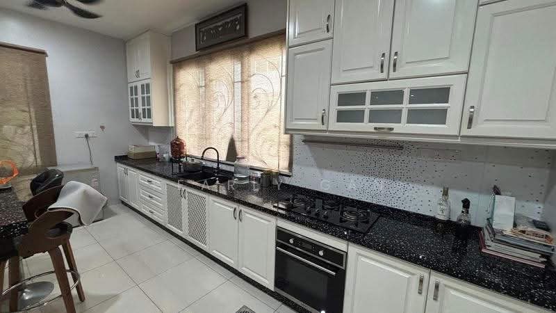 Rumah Banglo untuk Dijual di Bandar Botanic (Klang) - Pearly Gan - Kitchen - PropertyGuru.com.my