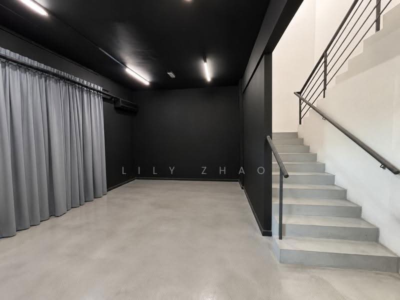 Ground floor Office Area