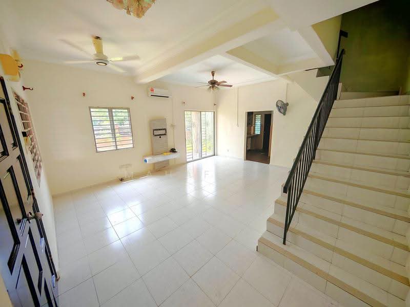 Semi-Detached House for Sale in Taman Sri Tanjung (Semenyih) - Mahafiz . - PropertyGuru.com.my
