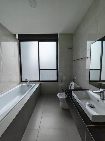 Rumah Teres 2-Tingkat untuk Disewa di Puteri Harbour (Iskandar Puteri (Nusajaya)) - Tan Bing Yi - Bathroom - PropertyGuru.com.my
