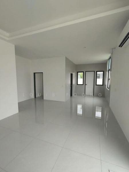 Semi-Detached House for Sale in Kampung Batu Sembilan (Puchong) - Louis Foong - Living Room - PropertyGuru.com.my