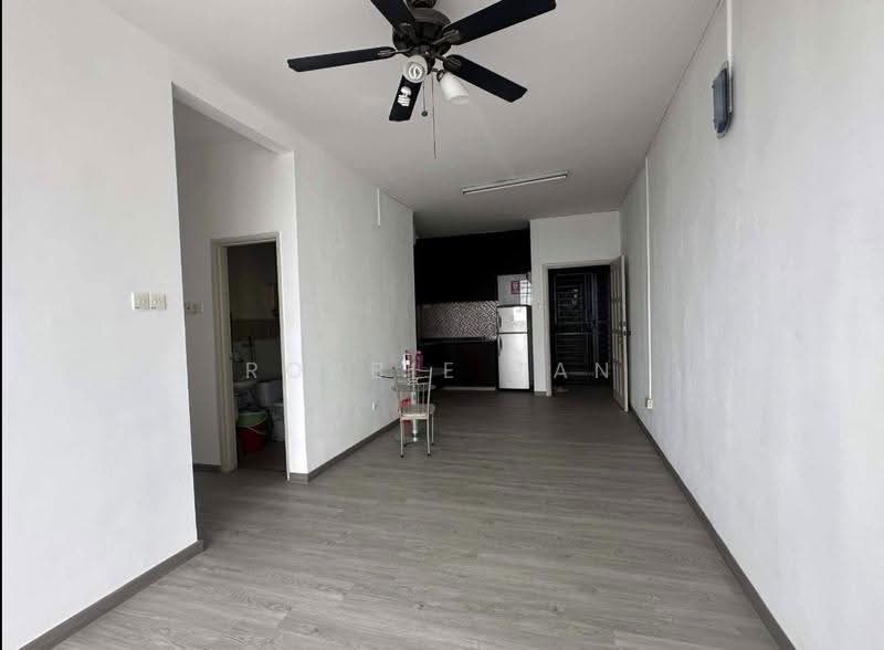 Pangsapuri untuk Dijual di Kipark Apartment - Robbie Tan - Kitchen - PropertyGuru.com.my