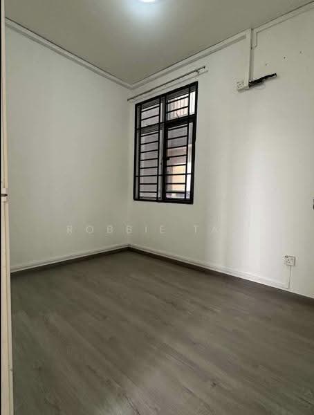 Pangsapuri untuk Dijual di Kipark Apartment - Robbie Tan - PropertyGuru.com.my