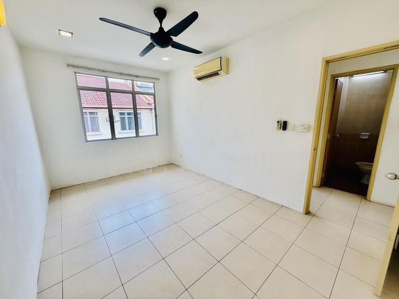 Rumah Teres 2-Tingkat untuk Dijual di Setia Impian (Setia Alam) - Zimir Shah - Interior - PropertyGuru.com.my