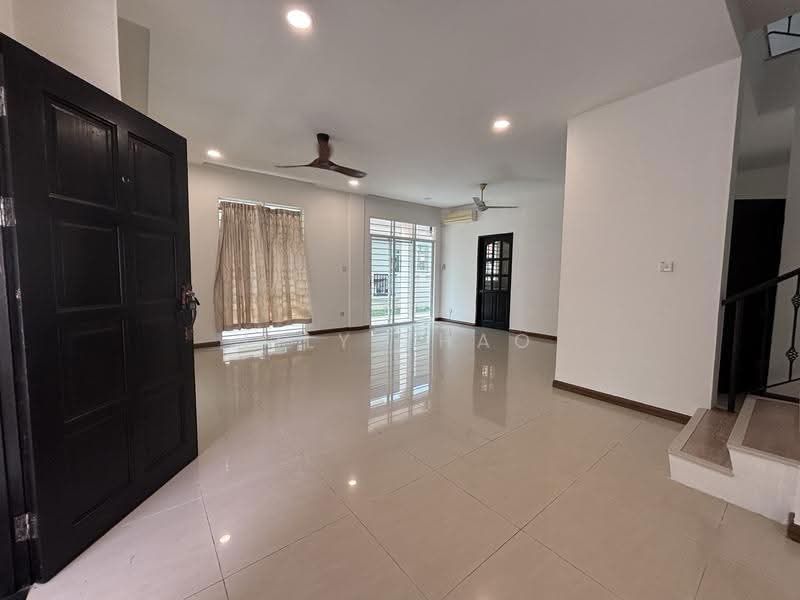 Semi-Detached House for Rent in Lintas Court (Penampang) - Lily Zhao - Living Room - PropertyGuru.com.my