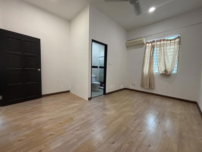 Semi-Detached House for Rent in Lintas Court (Penampang) - Lily Zhao - Bathroom - PropertyGuru.com.my